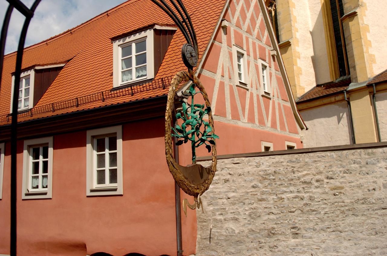 Gasthof Grüner Baum Dettelbach Exterior foto